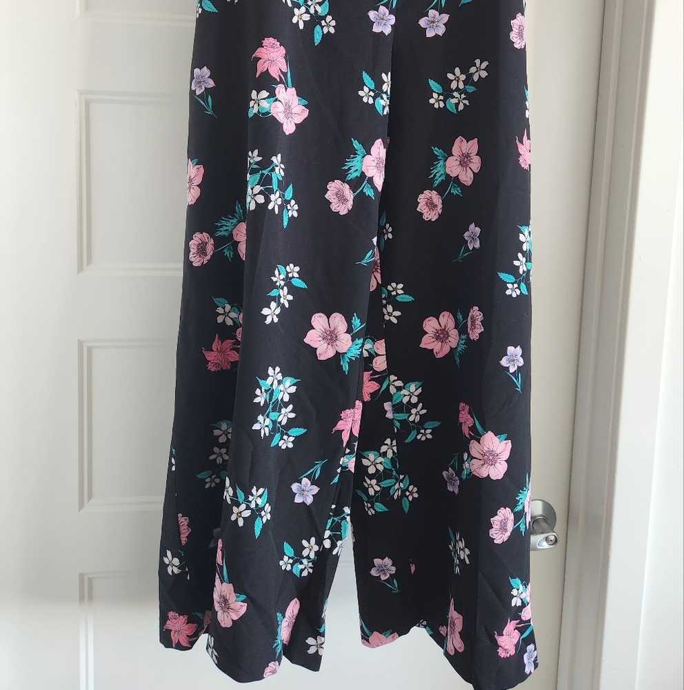 Lane Bryant Womens Size 26 The Allie Wide Straight Leg Floral Black Pants. NWOT